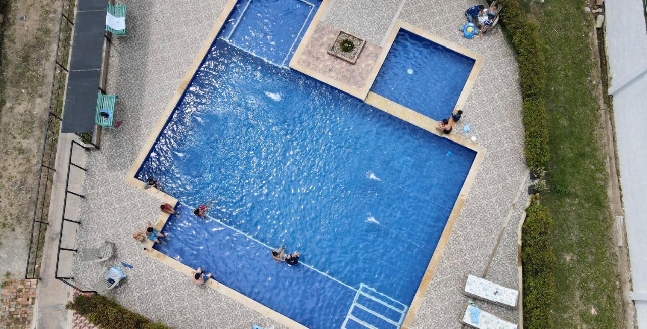 Hotel Celeste Inn Chinauta- Fusagasuga Εξωτερικό φωτογραφία