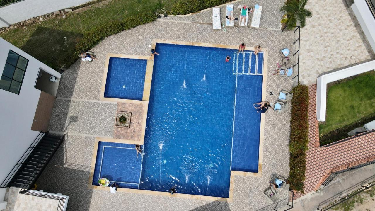 Hotel Celeste Inn Chinauta- Fusagasuga Εξωτερικό φωτογραφία